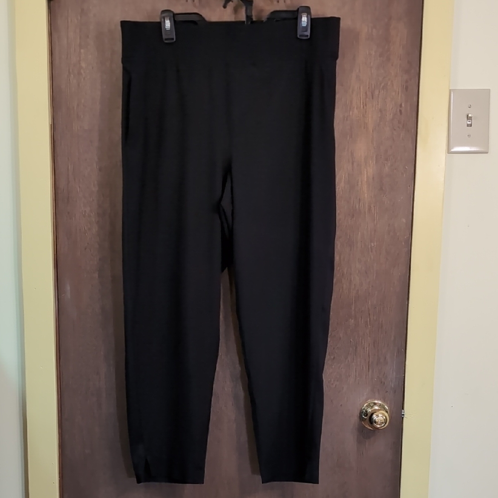 Kirkland Signature Women's Black Ankle Pant